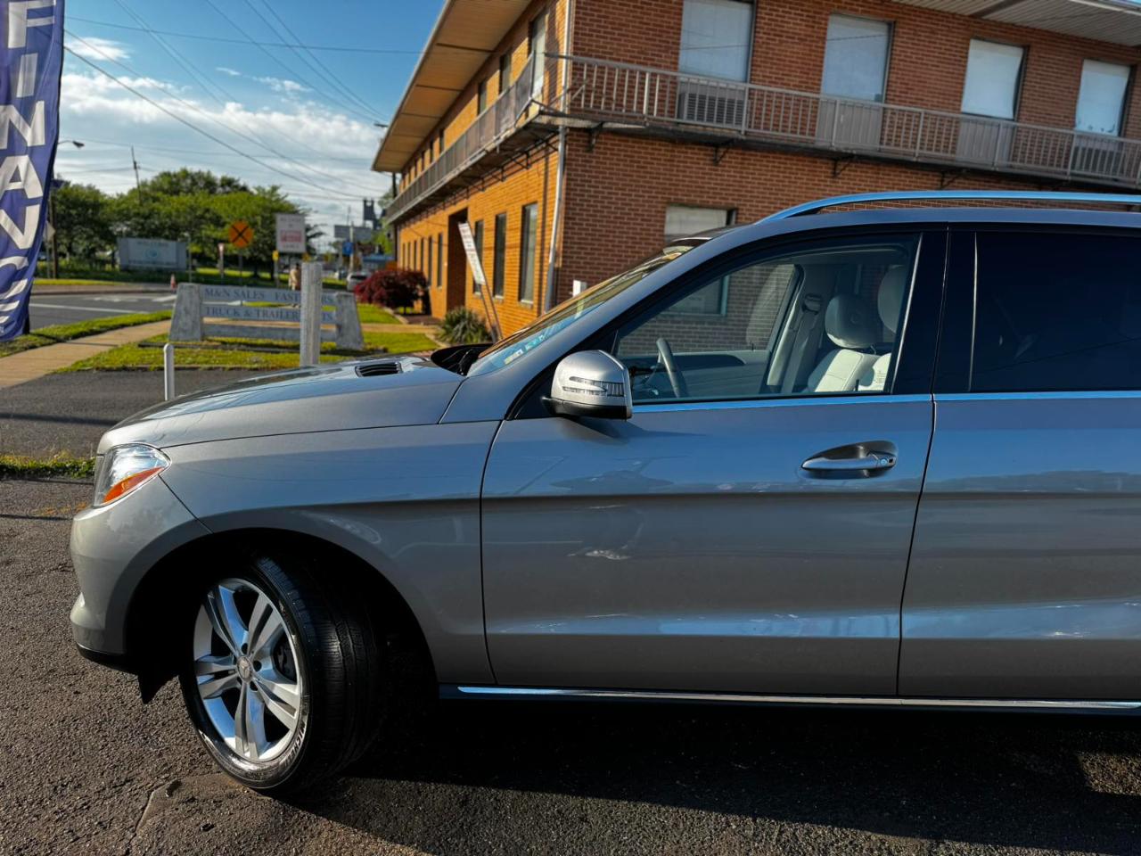 Mercedes-Benz M-Class 4MATIC 4dr ML 350 2015
