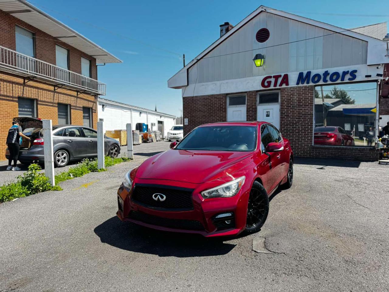 Infiniti Q50 4dr Sdn Premium RWD 2015