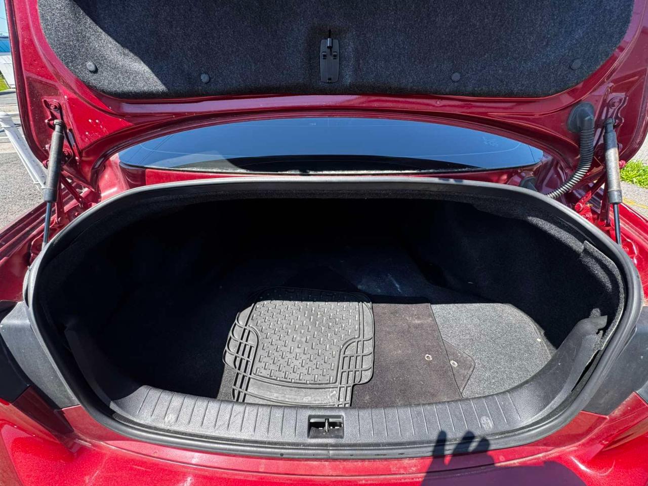 Infiniti Q50 4dr Sdn Premium RWD 2015
