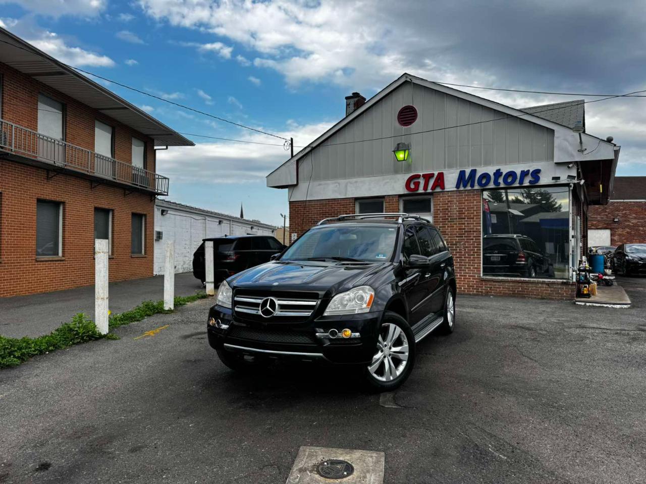Mercedes-Benz GL-Class 4MATIC 4dr GL 450 2011