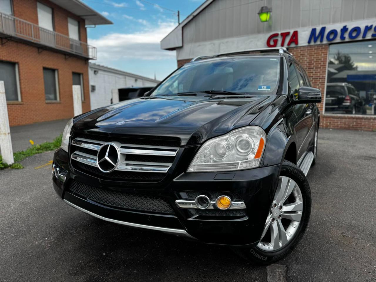 Mercedes-Benz GL-Class 4MATIC 4dr GL 450 2011