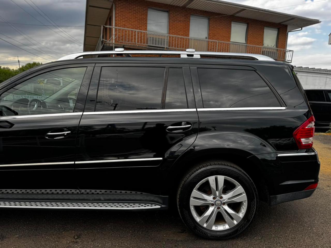 Mercedes-Benz GL-Class 4MATIC 4dr GL 450 2011