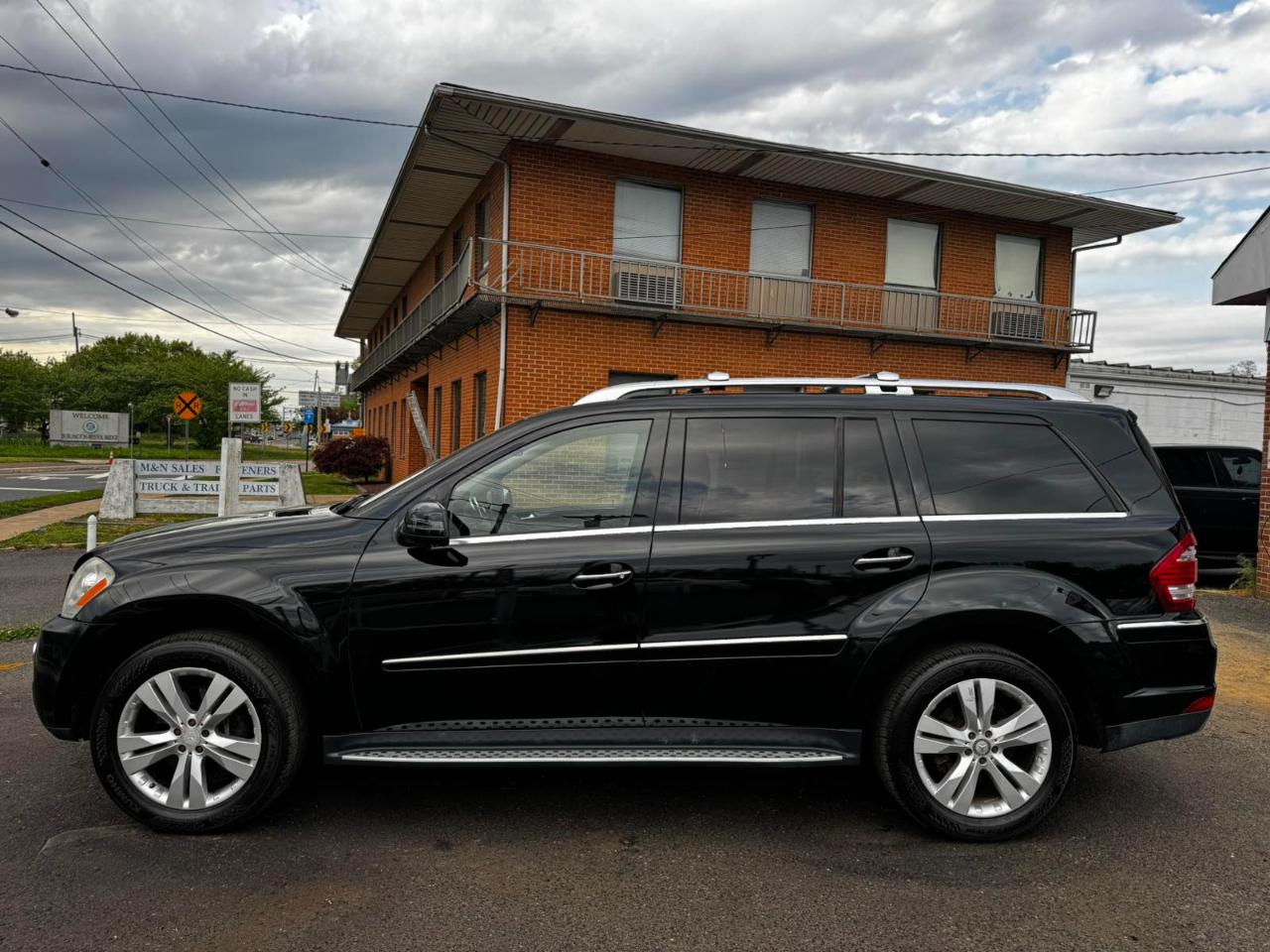 Mercedes-Benz GL-Class 4MATIC 4dr GL 450 2011
