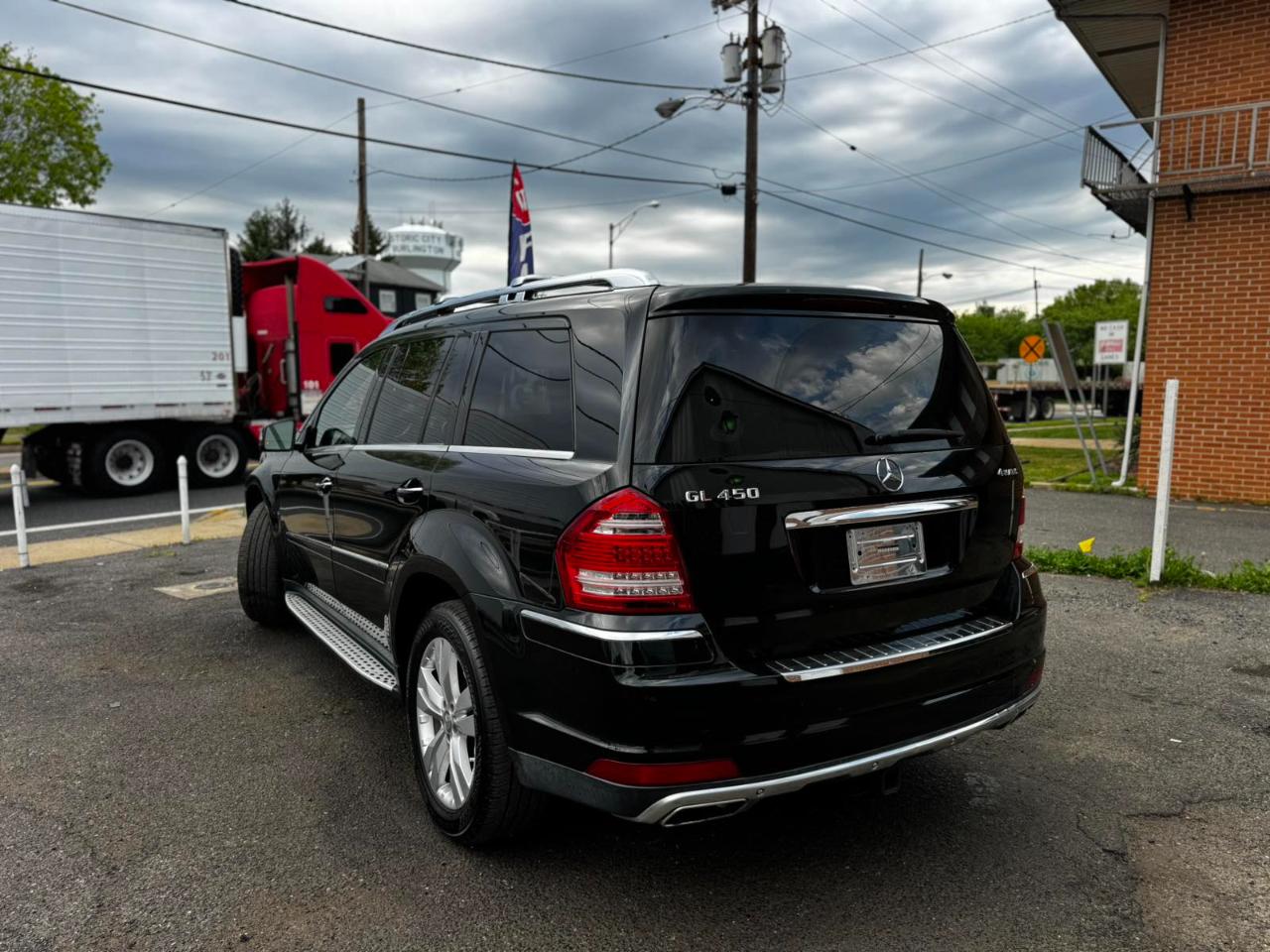 Mercedes-Benz GL-Class 4MATIC 4dr GL 450 2011
