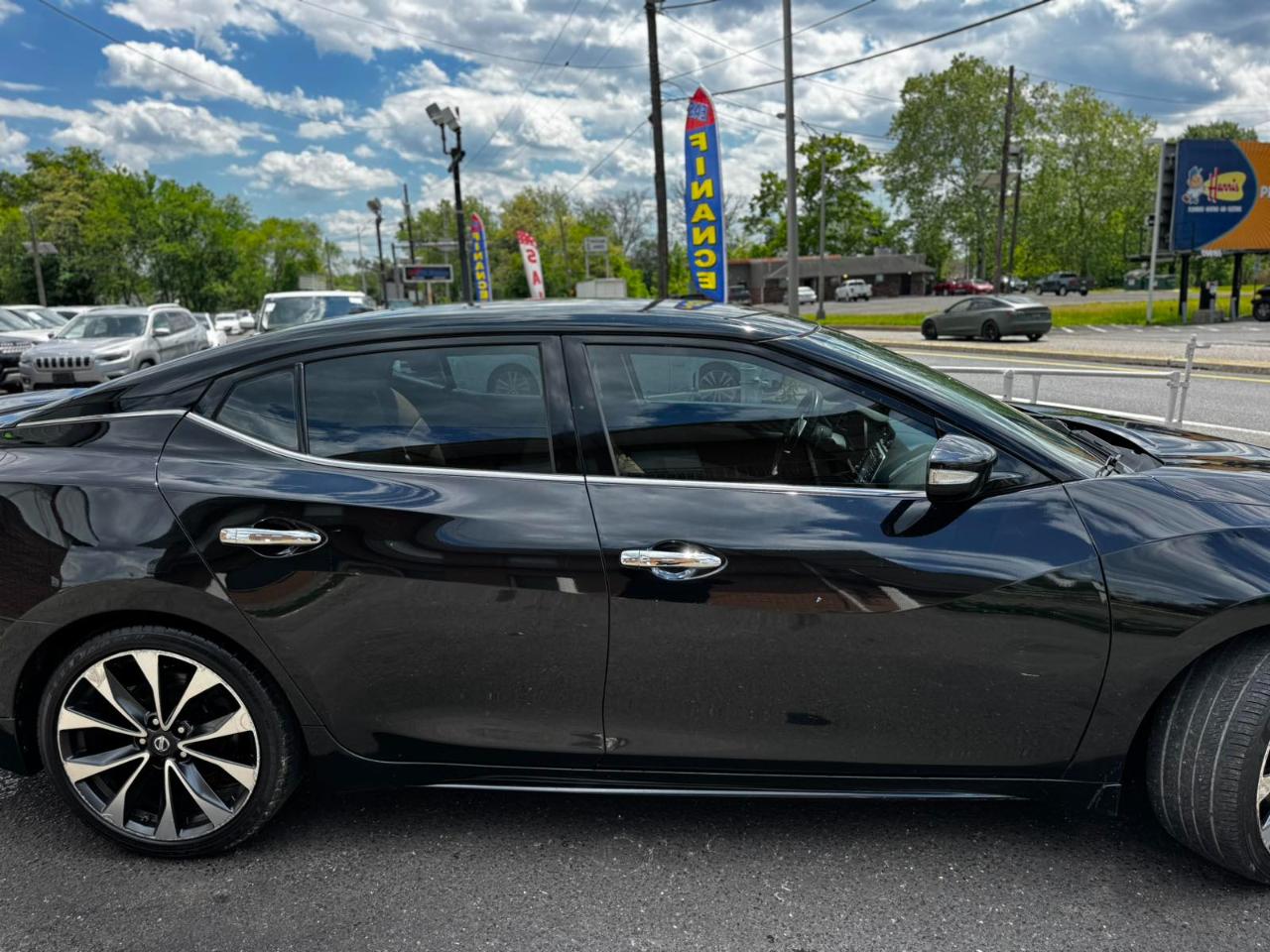 Nissan Maxima 4dr Sdn 3.5 SR 2016