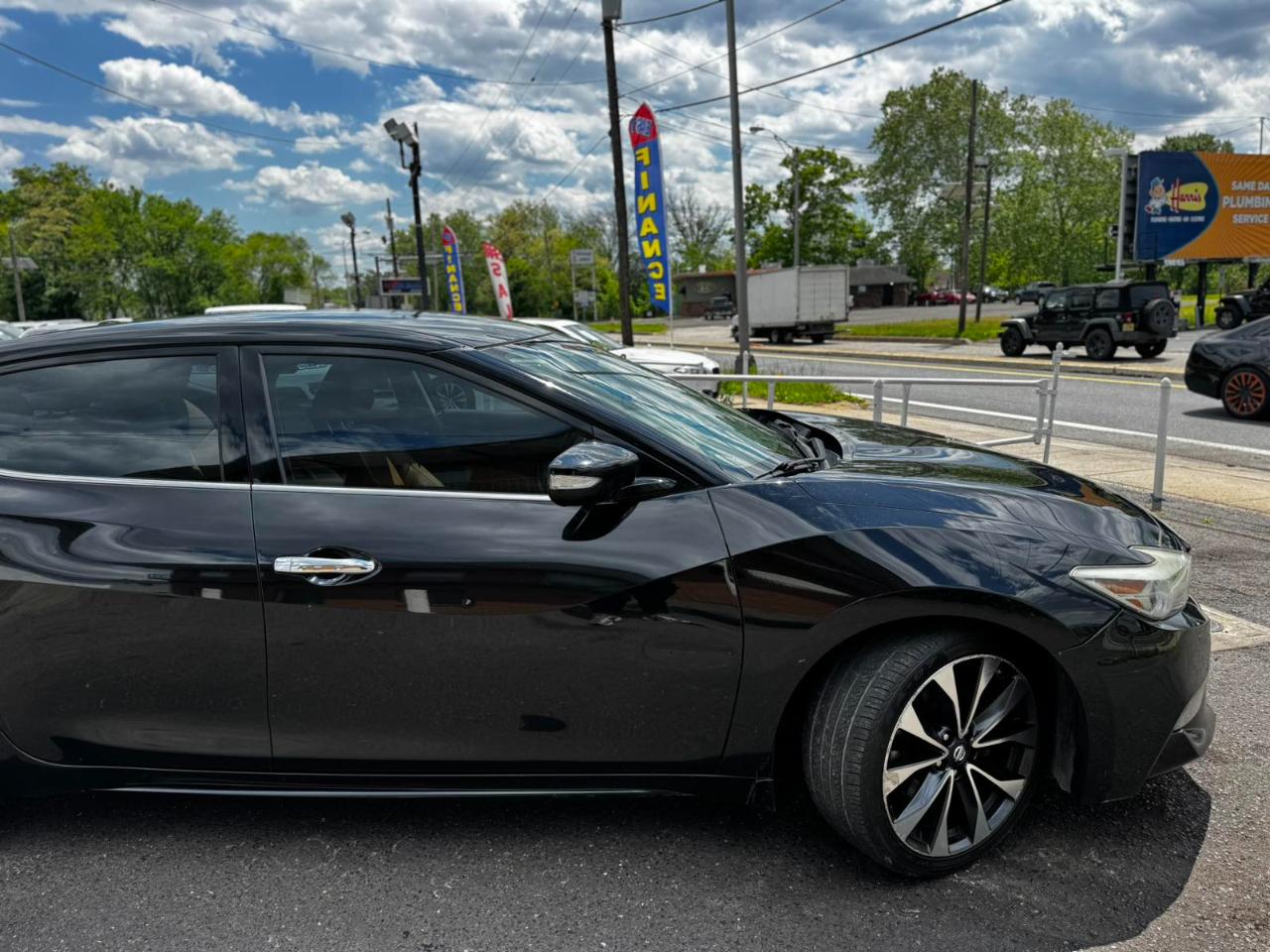 Nissan Maxima 4dr Sdn 3.5 SR 2016