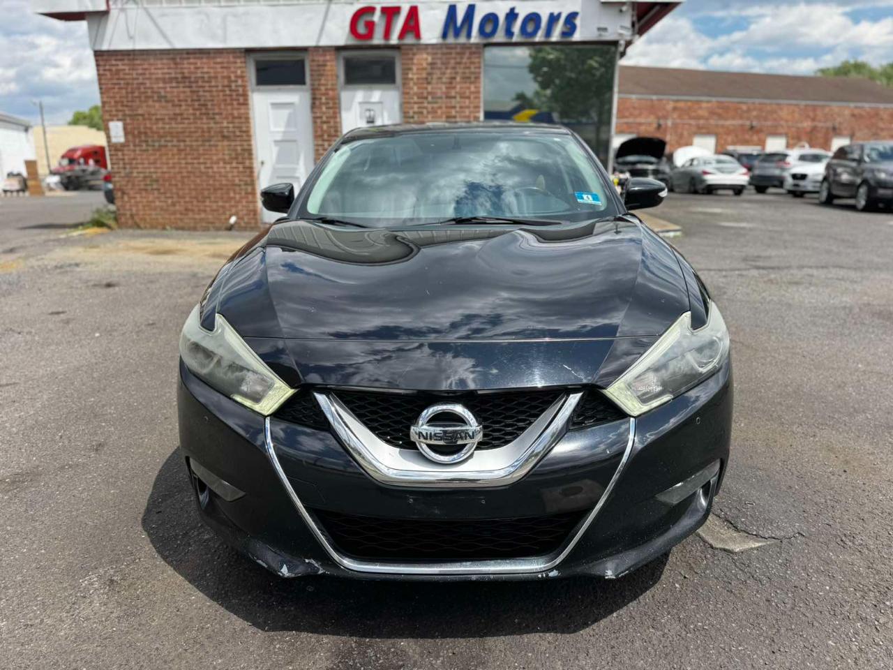 Nissan Maxima 4dr Sdn 3.5 SR 2016