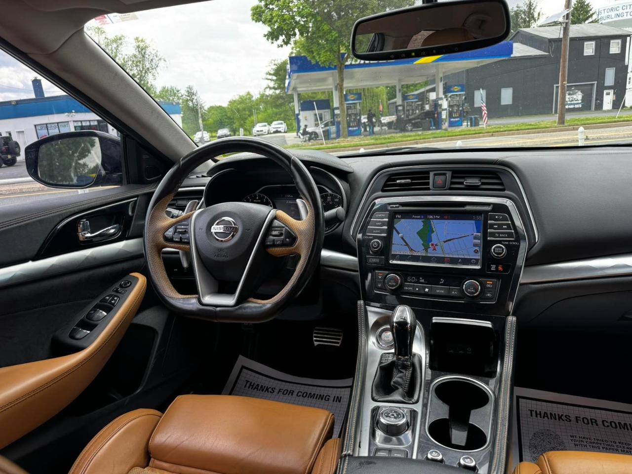 Nissan Maxima 4dr Sdn 3.5 SR 2016