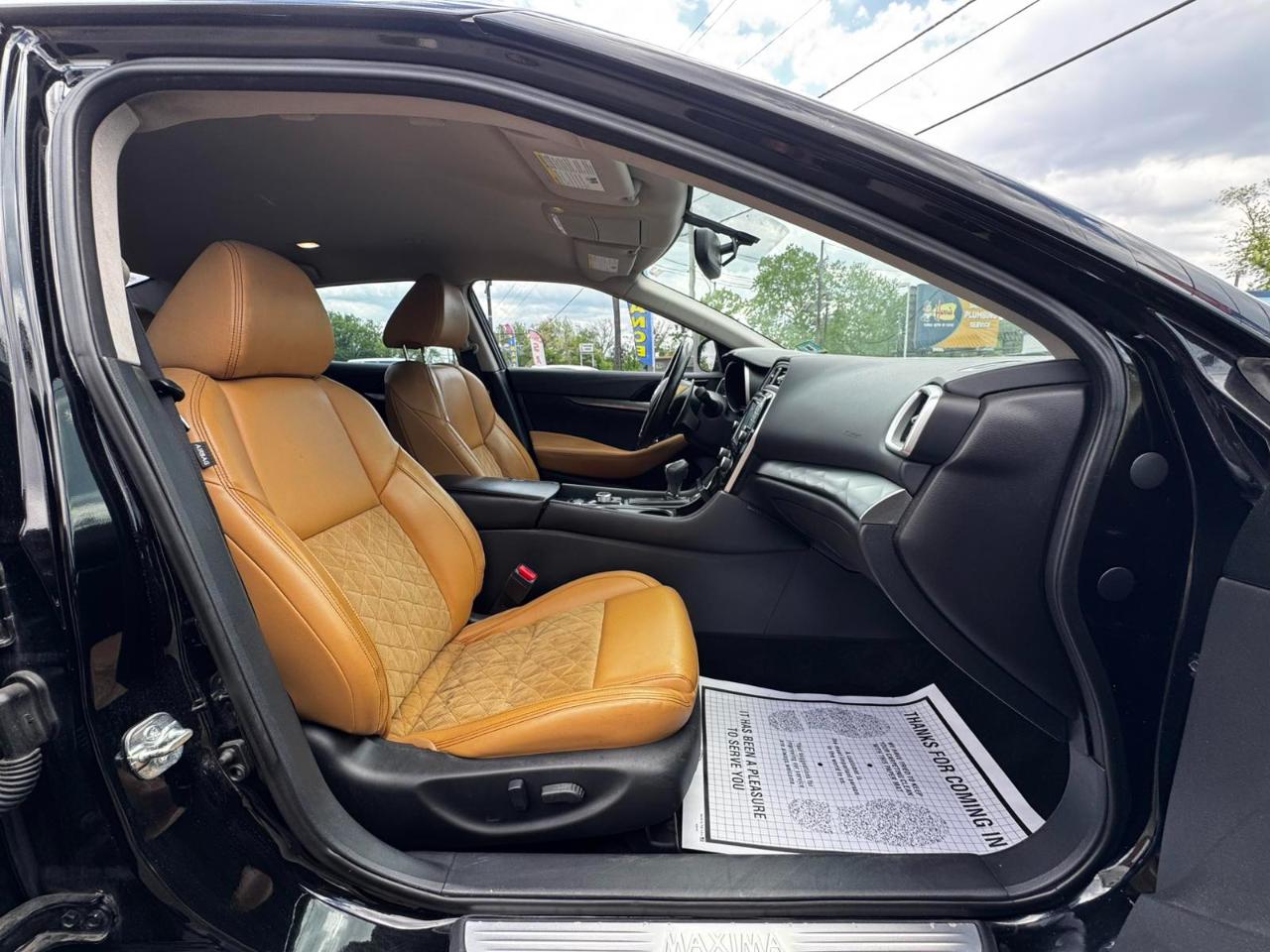 Nissan Maxima 4dr Sdn 3.5 SR 2016