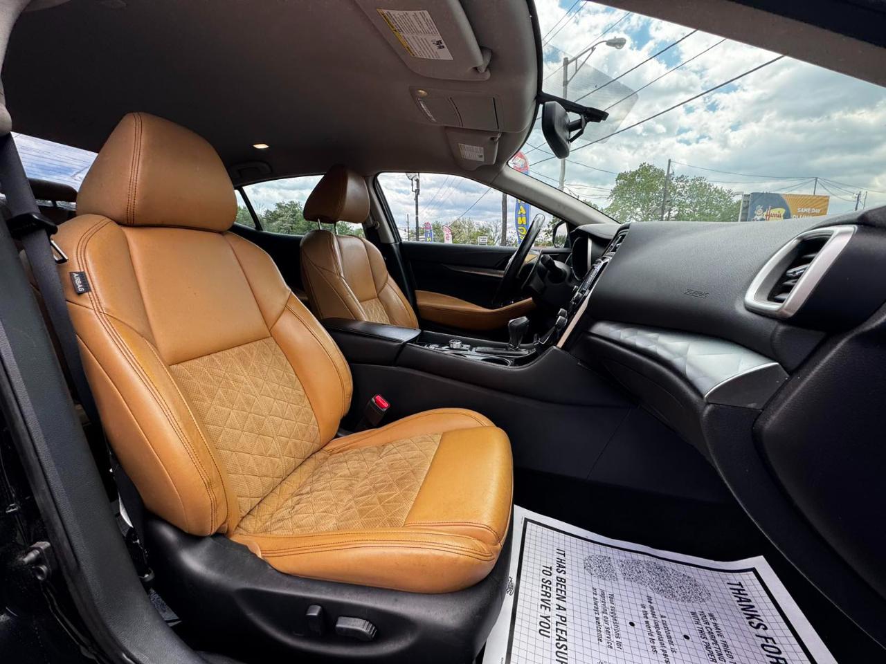Nissan Maxima 4dr Sdn 3.5 SR 2016