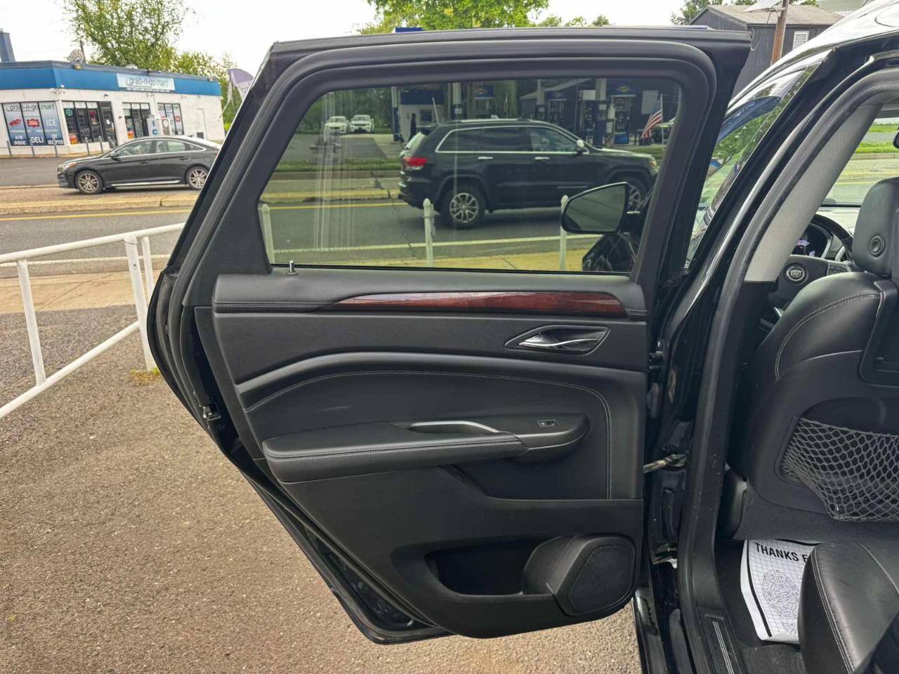 Cadillac SRX AWD 4dr Premium Collection 2012