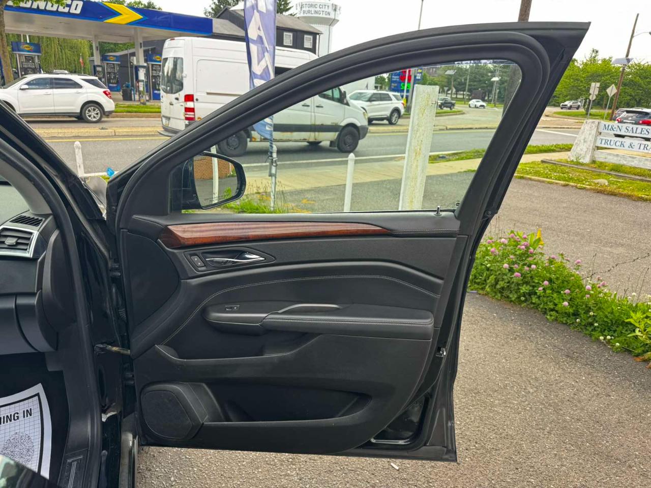 Cadillac SRX AWD 4dr Premium Collection 2012