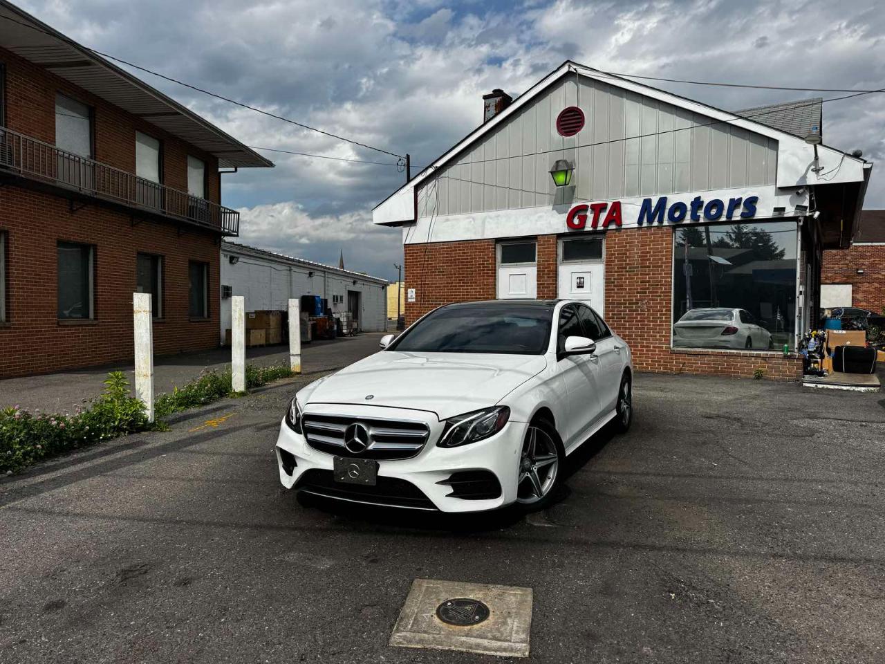 Mercedes-Benz E-Class E 300 Sport 4MATIC Sedan 2017