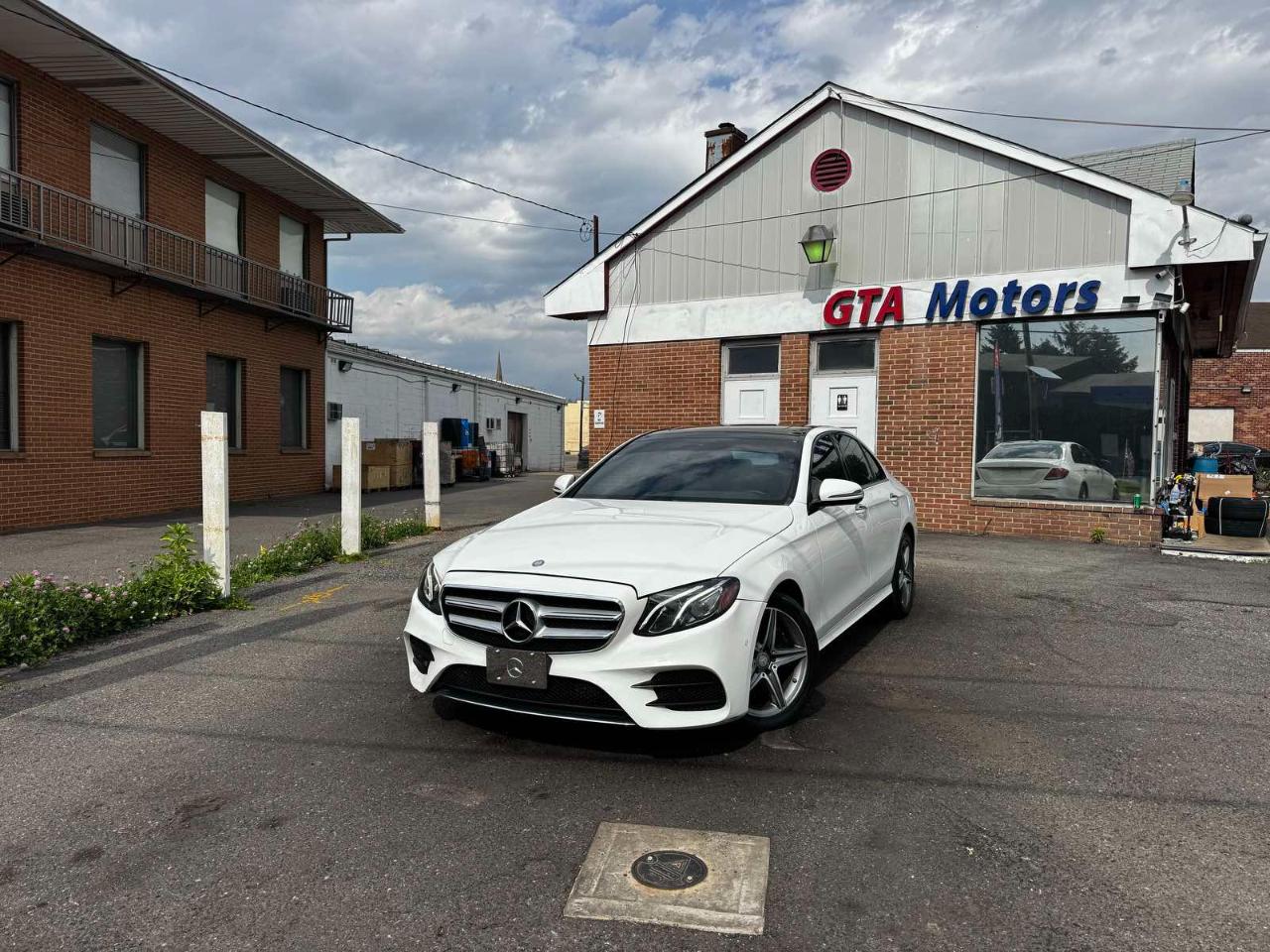 Mercedes-Benz E-Class E 300 Sport 4MATIC Sedan 2017