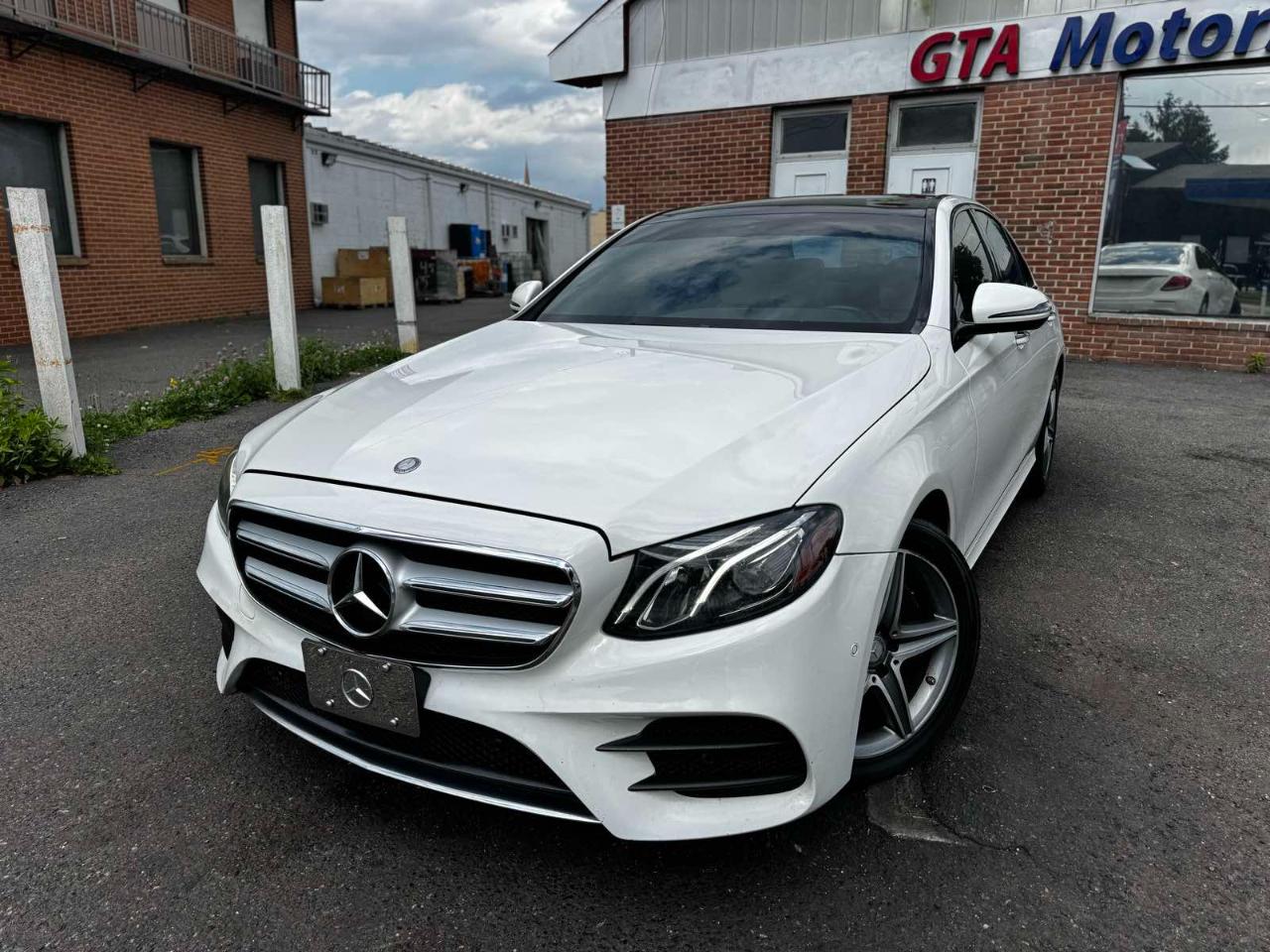 Mercedes-Benz E-Class E 300 Sport 4MATIC Sedan 2017