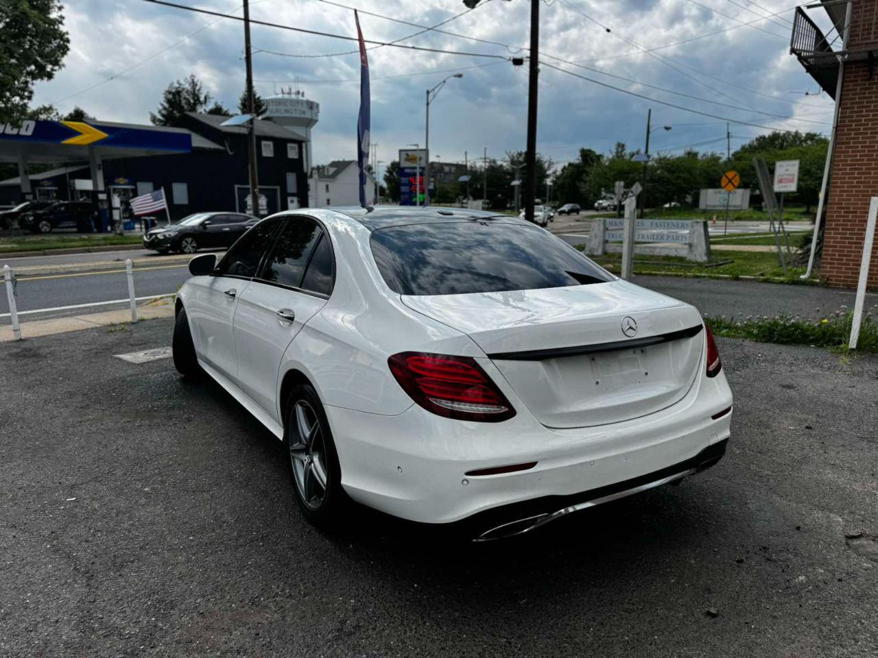 Mercedes-Benz E-Class E 300 Sport 4MATIC Sedan 2017