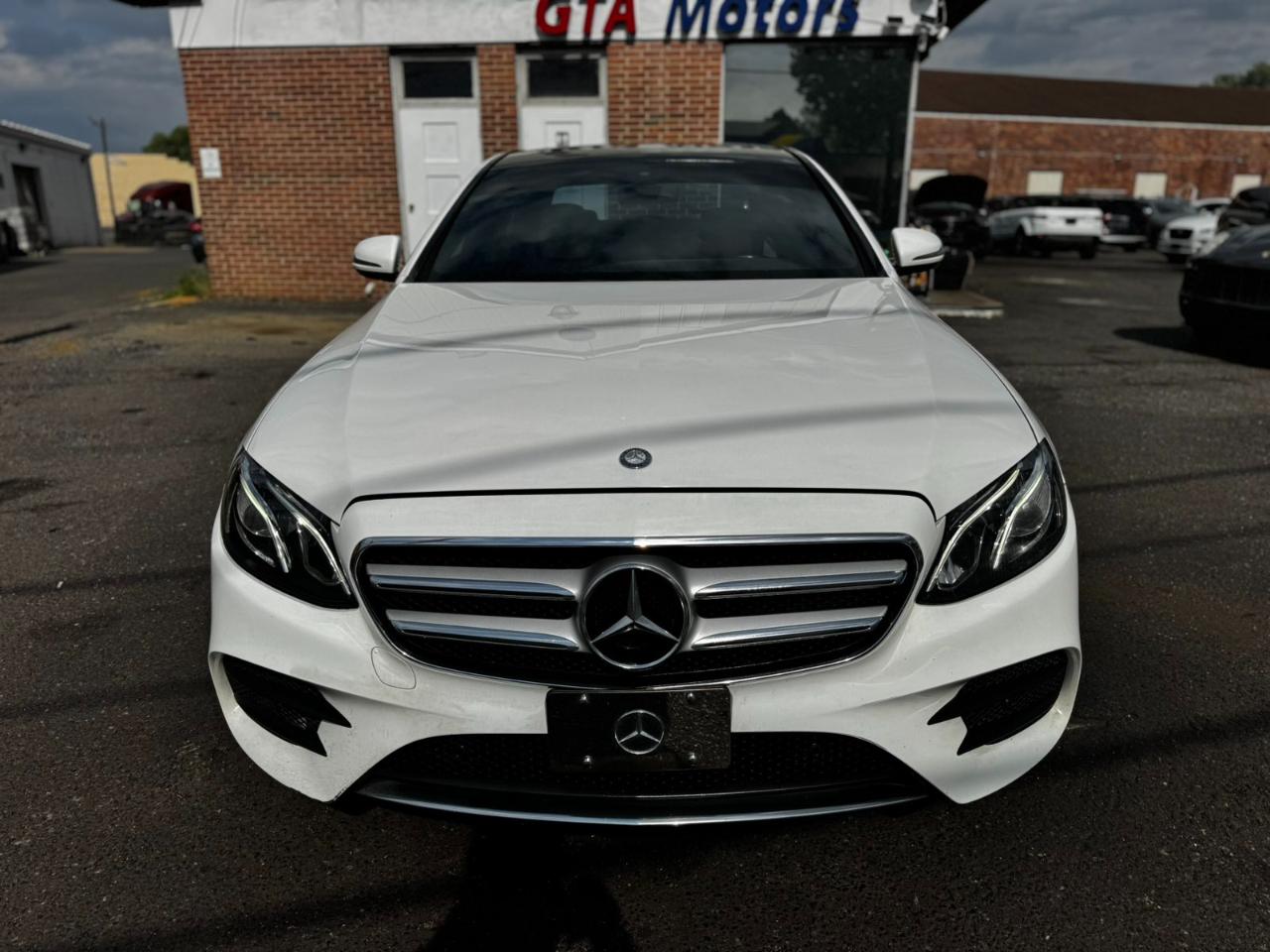 Mercedes-Benz E-Class E 300 Sport 4MATIC Sedan 2017