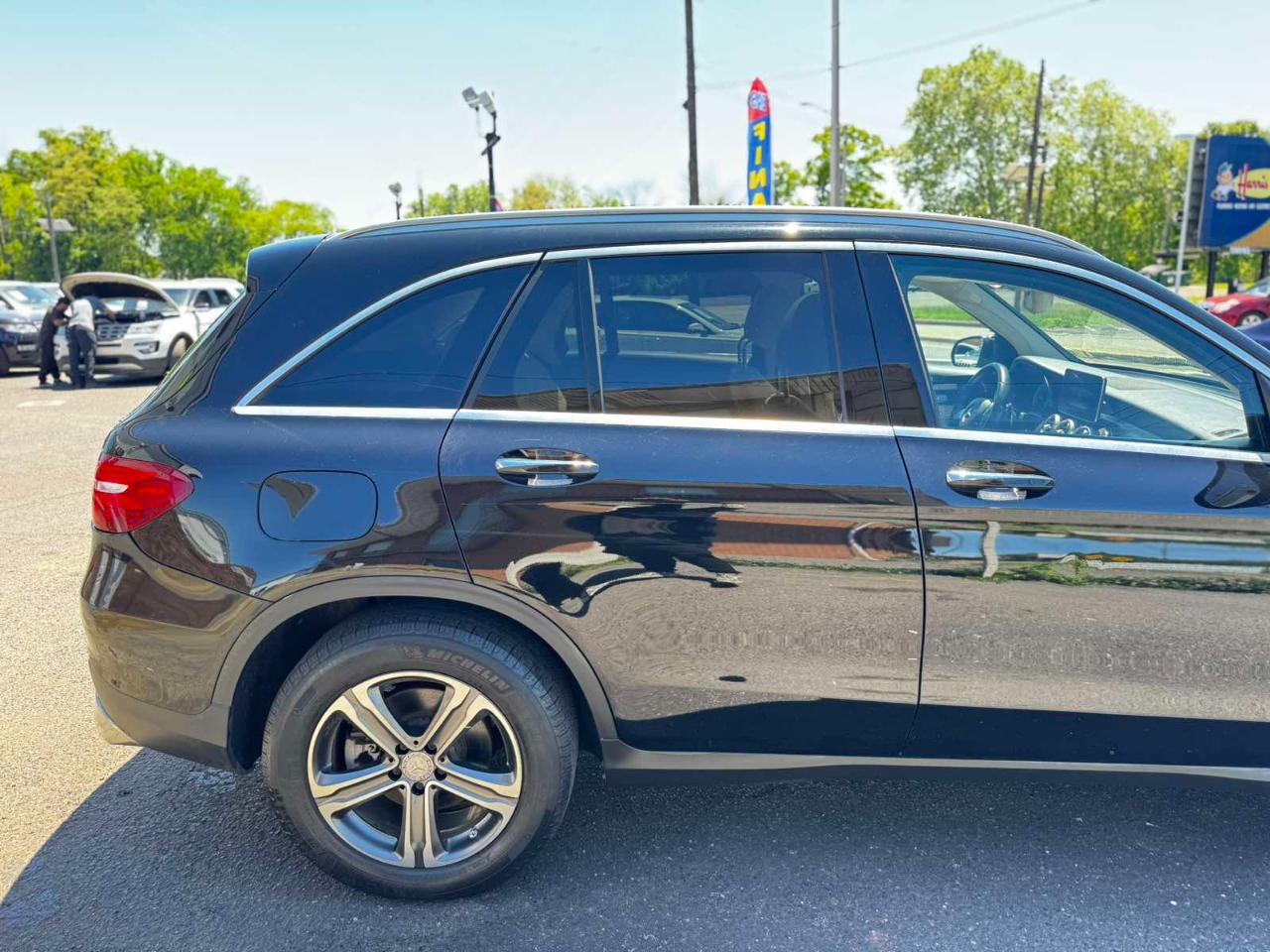 Mercedes-Benz GLC 4MATIC 4dr GLC 300 2016