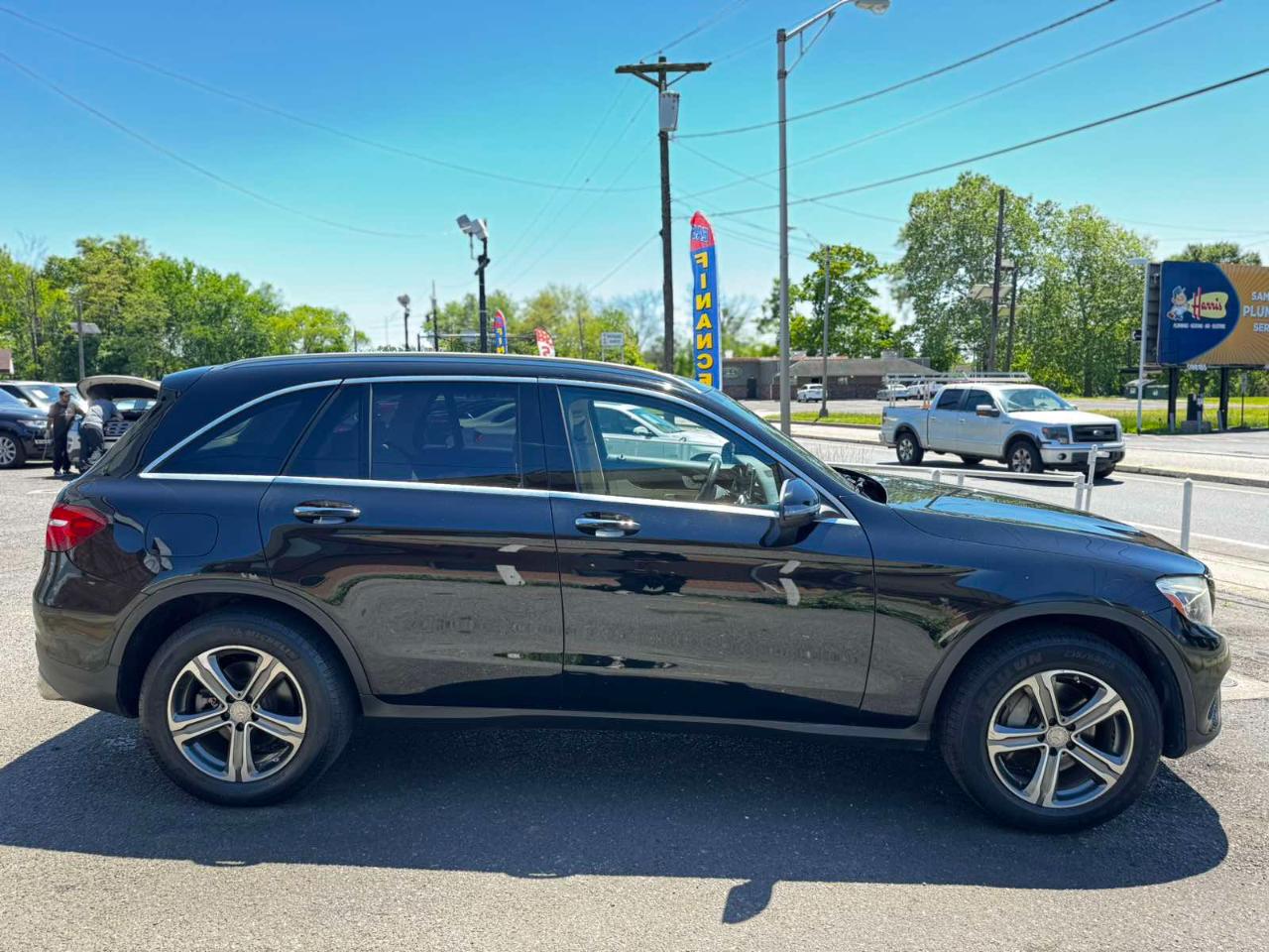 Mercedes-Benz GLC 4MATIC 4dr GLC 300 2016
