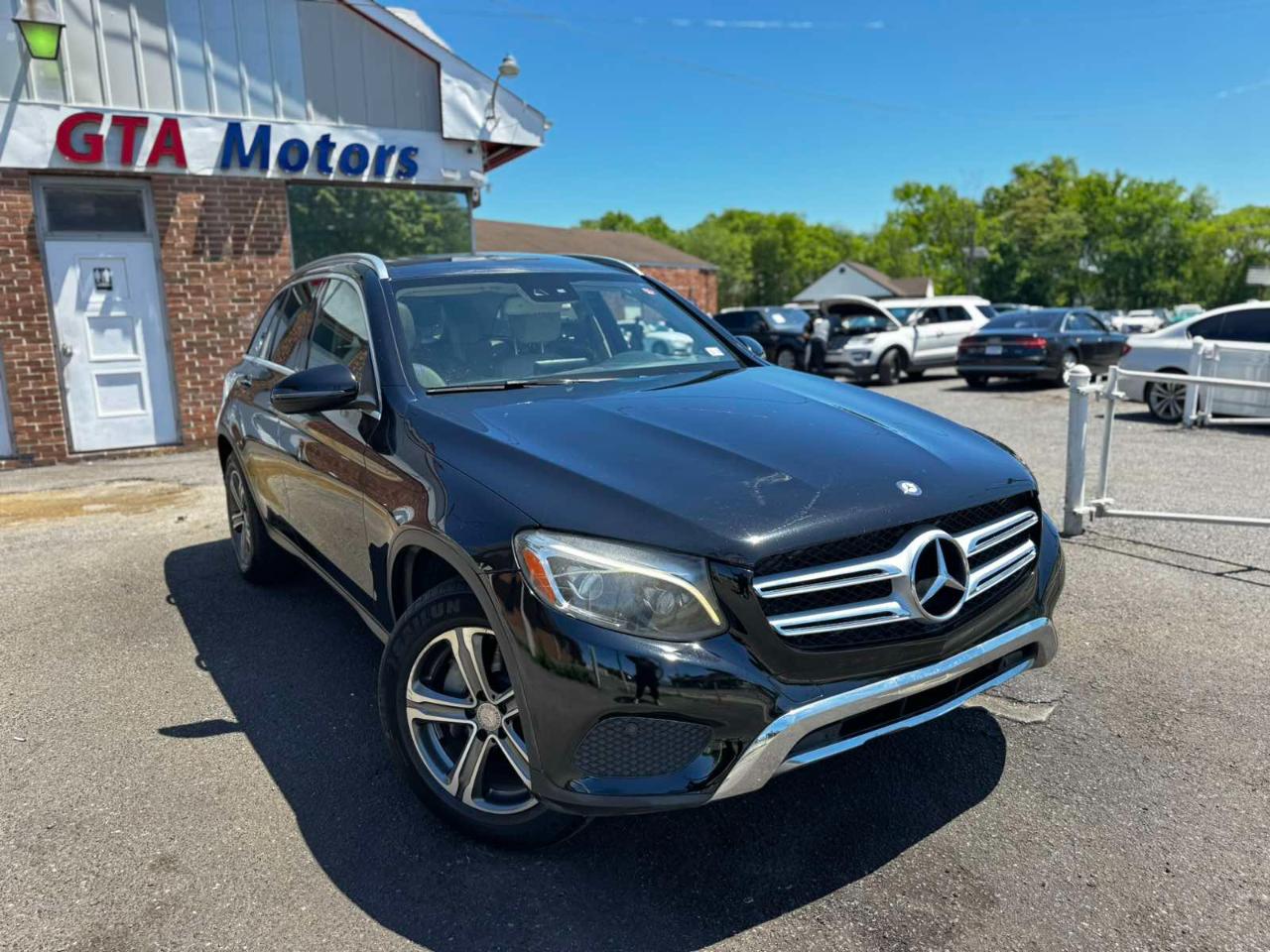 Mercedes-Benz GLC 4MATIC 4dr GLC 300 2016