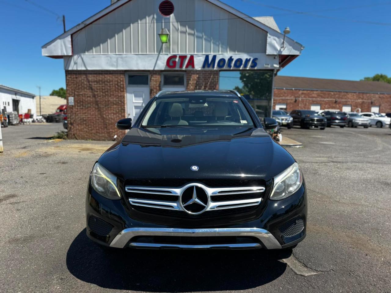 Mercedes-Benz GLC 4MATIC 4dr GLC 300 2016