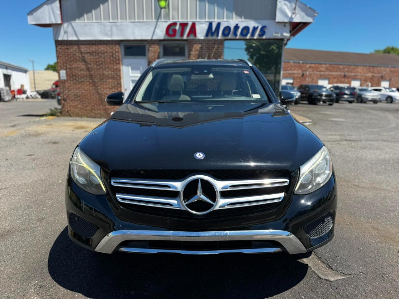 Mercedes-Benz GLC 4MATIC 4dr GLC 300 2016