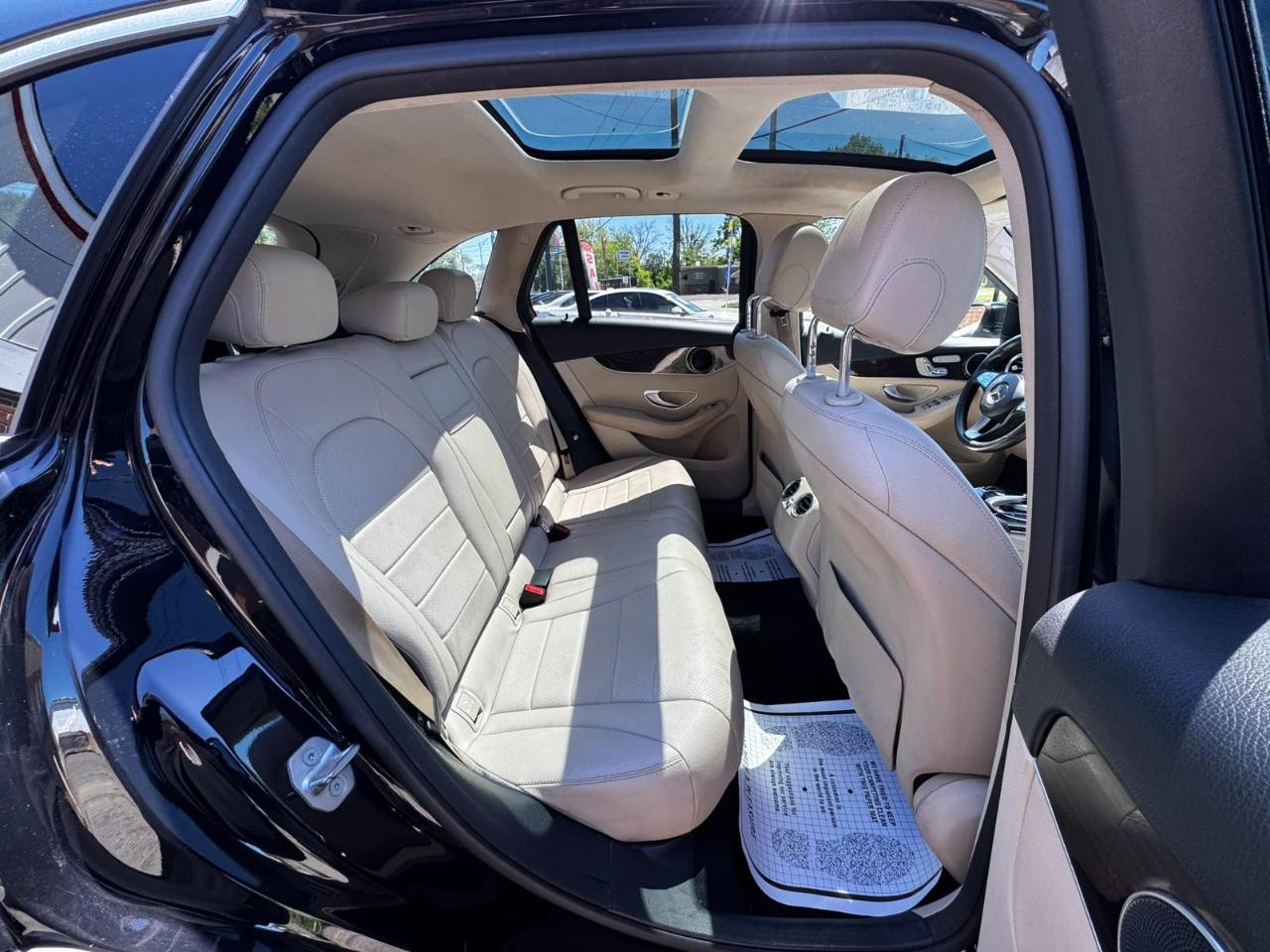 Mercedes-Benz GLC 4MATIC 4dr GLC 300 2016