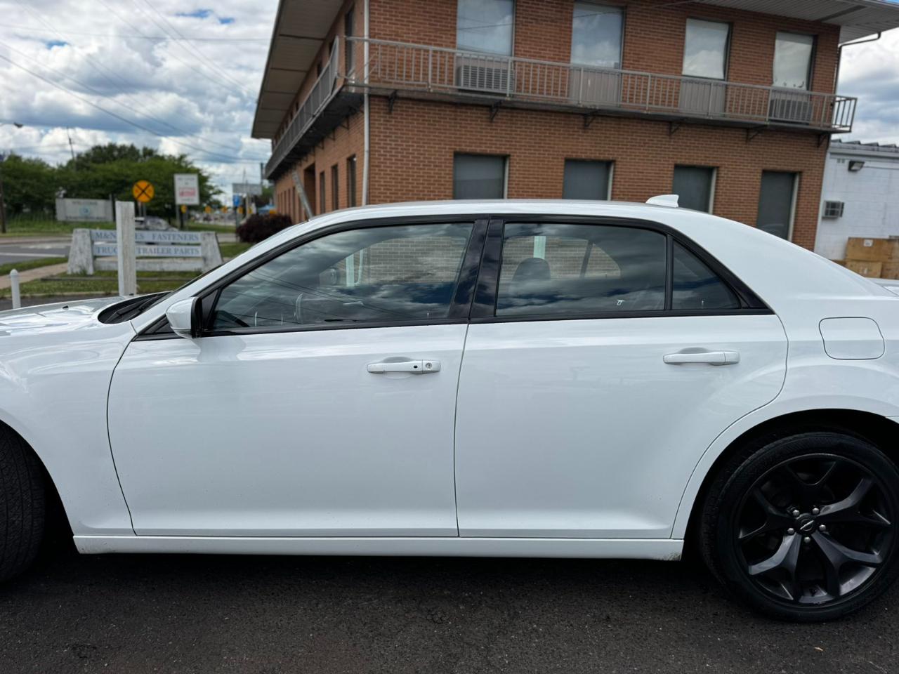 Chrysler 300 300S RWD 2021