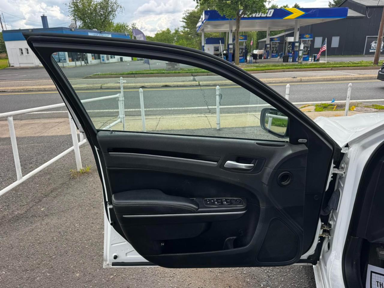Chrysler 300 300S RWD 2021
