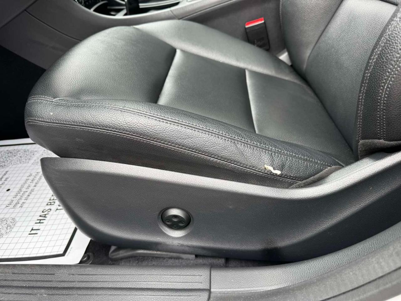 Mercedes-Benz CLA-Class 4dr Sdn CLA 250 FWD 2014