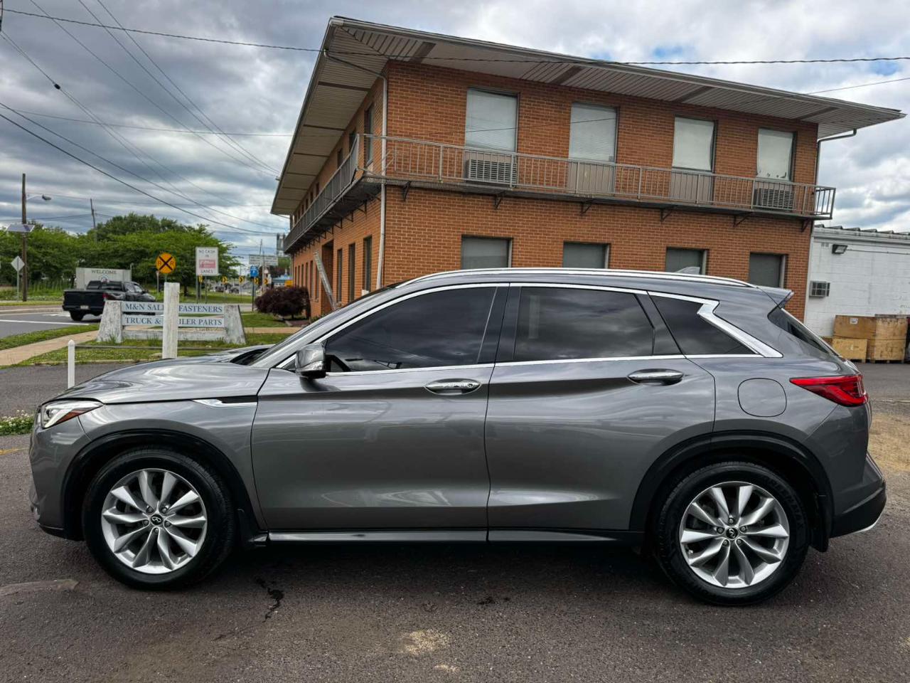 Infiniti QX50 ESSENTIAL AWD 2019