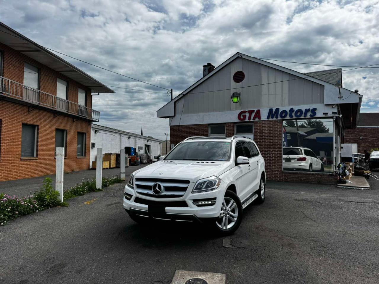 Mercedes-Benz GL 4MATIC 4dr GL 450 2016