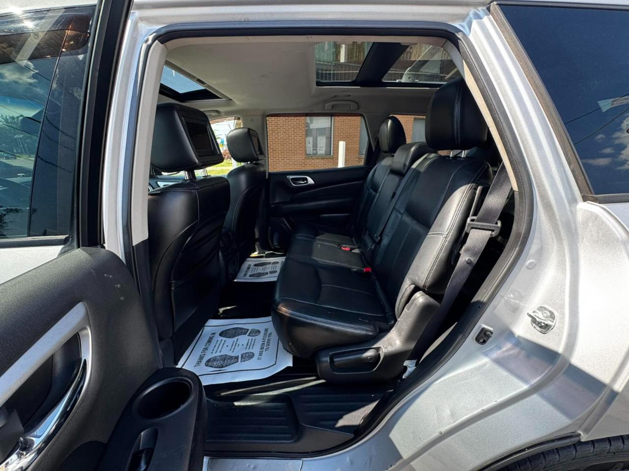 Nissan Pathfinder 4WD 4dr Platinum 2013