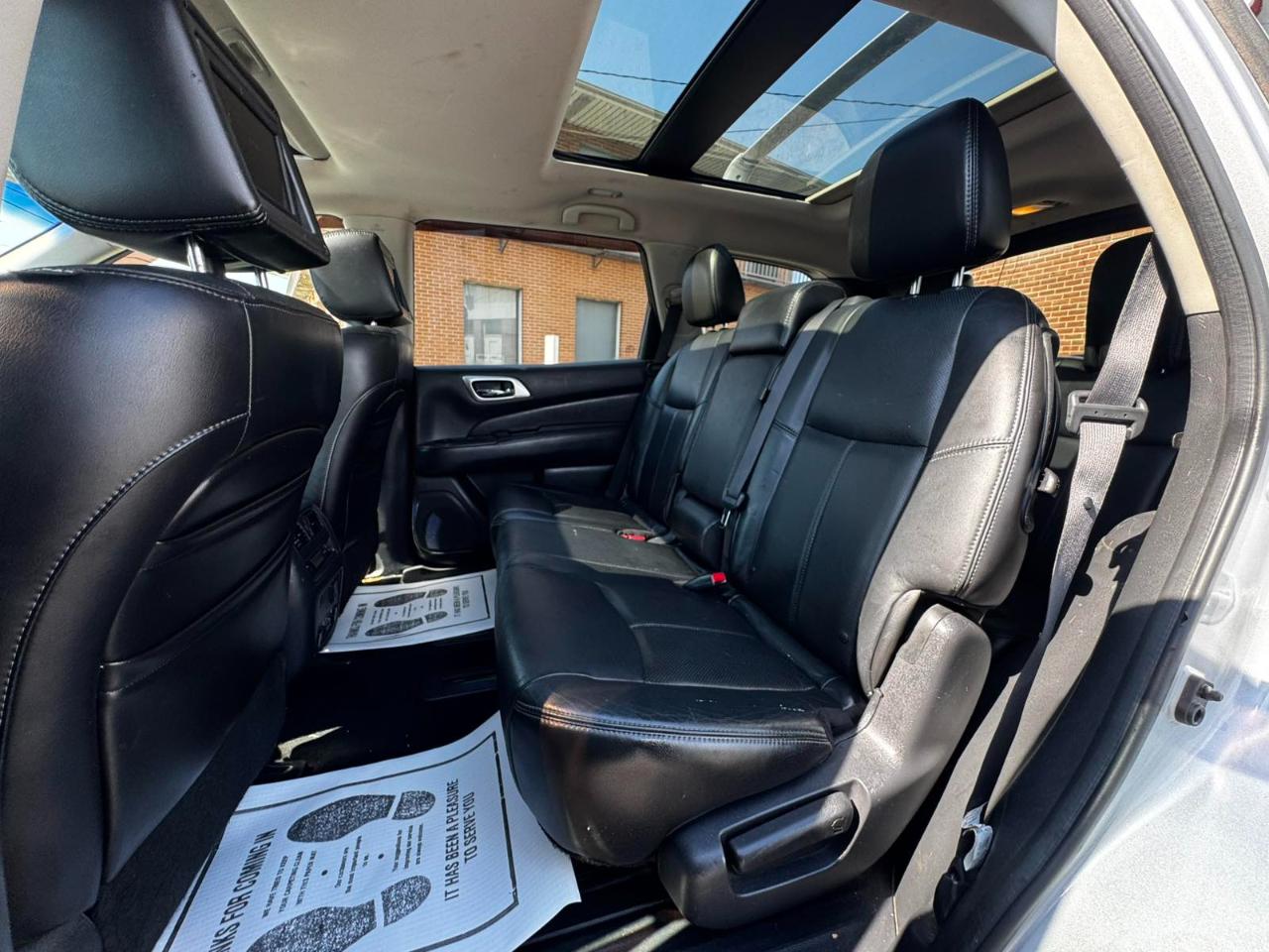 Nissan Pathfinder 4WD 4dr Platinum 2013