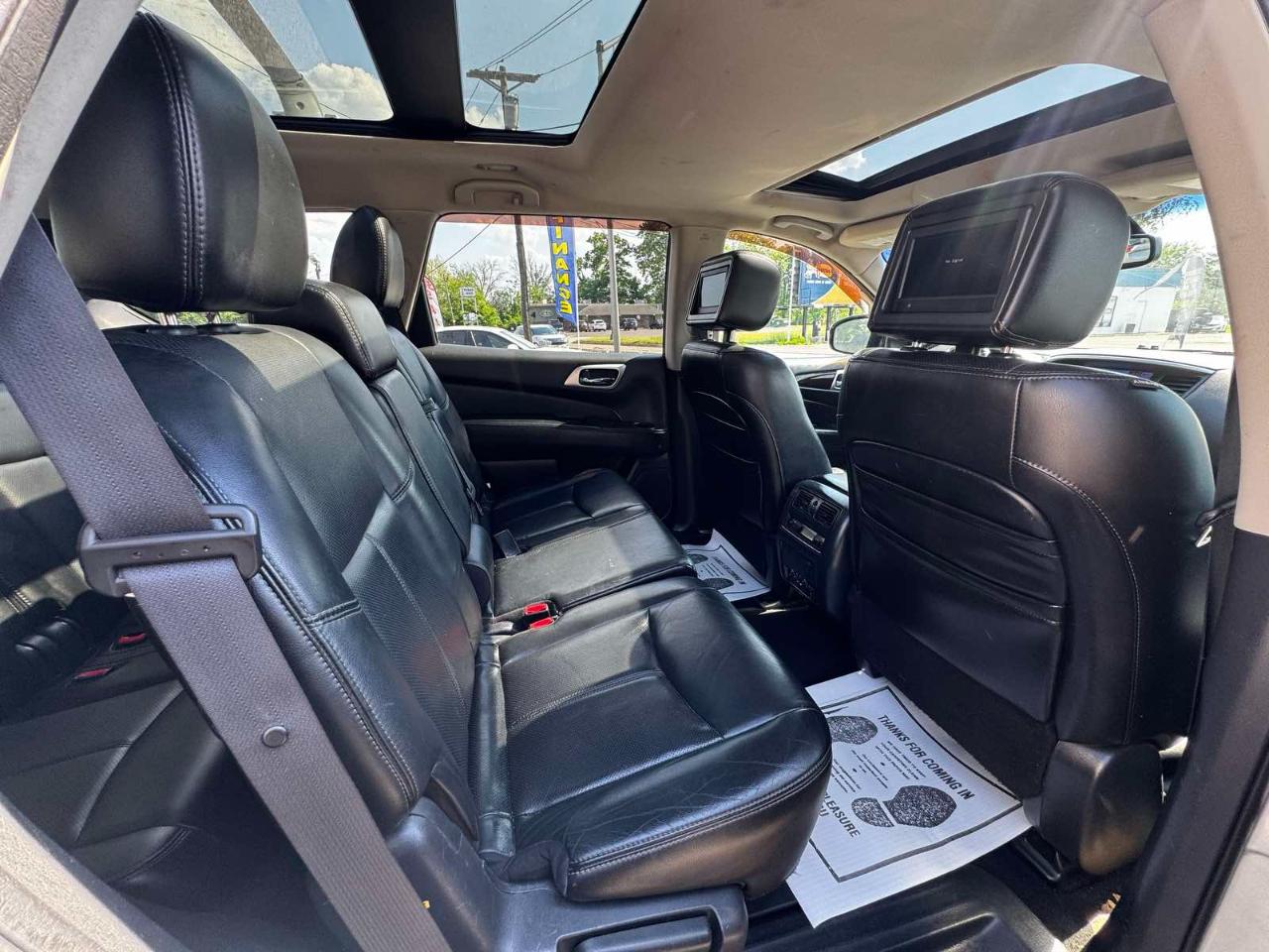 Nissan Pathfinder 4WD 4dr Platinum 2013