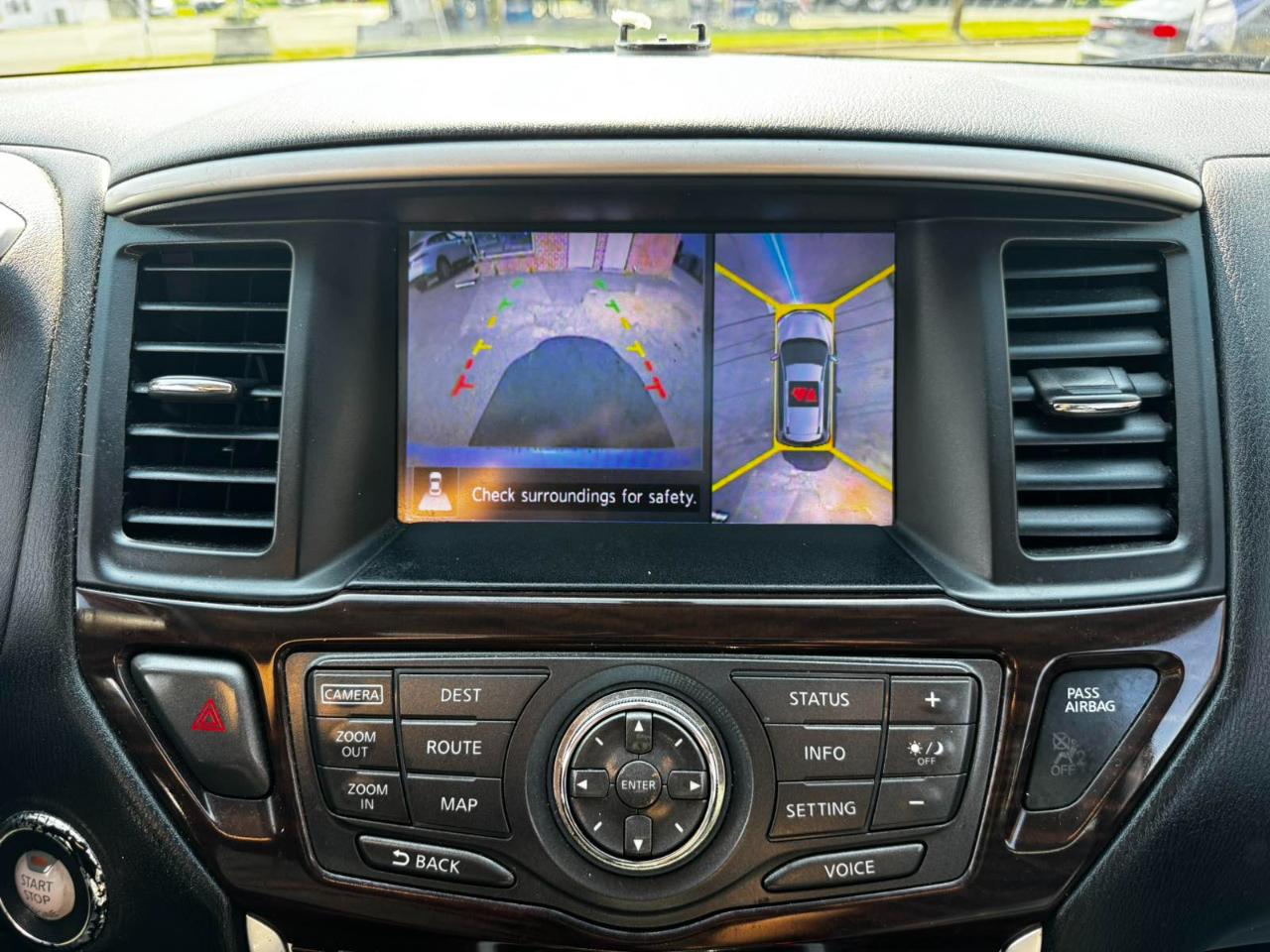 Nissan Pathfinder 4WD 4dr Platinum 2013