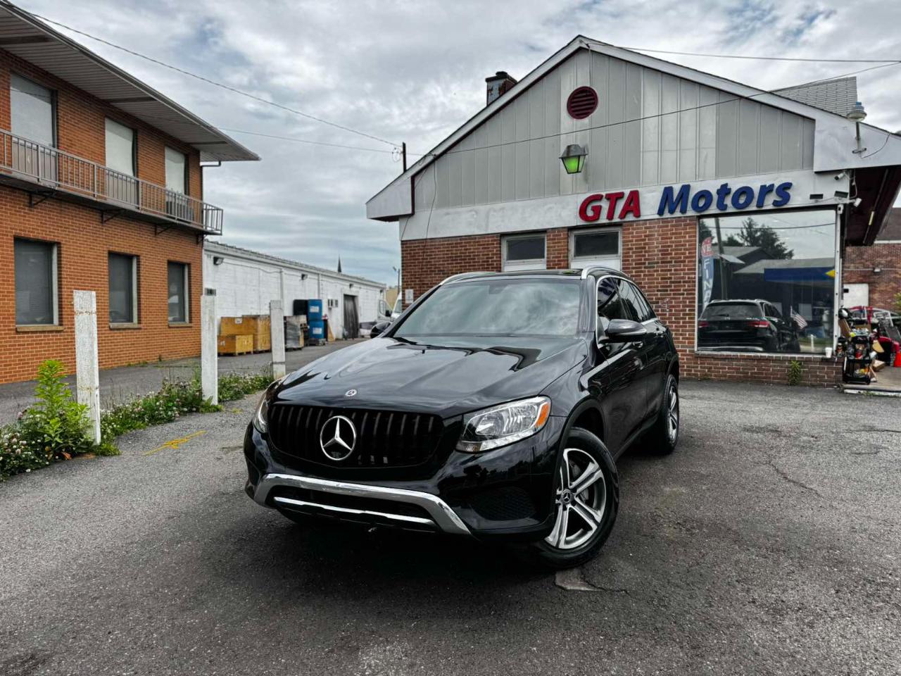 Mercedes-Benz GLC GLC 300 4MATIC SUV 2018