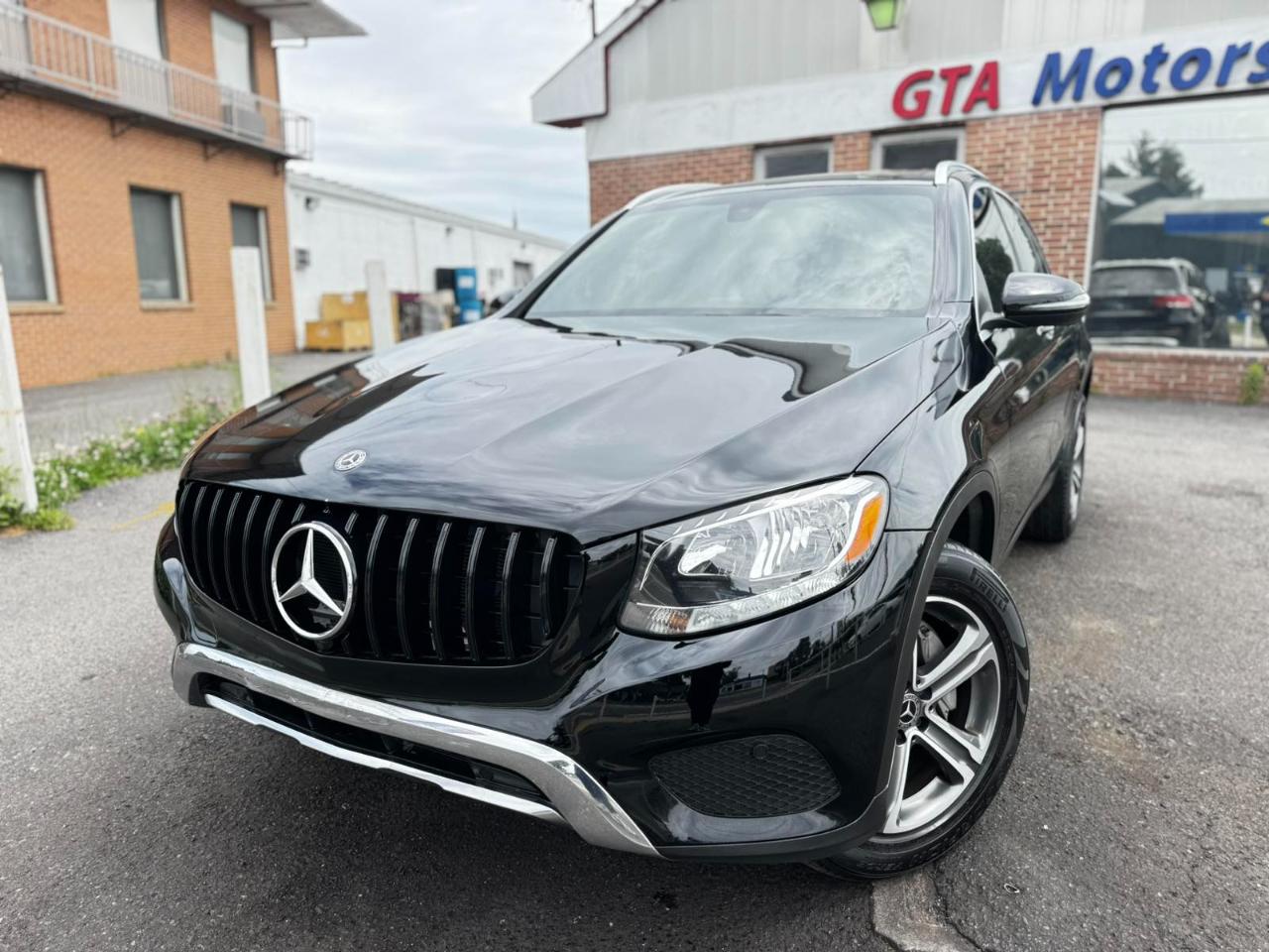 Mercedes-Benz GLC GLC 300 4MATIC SUV 2018