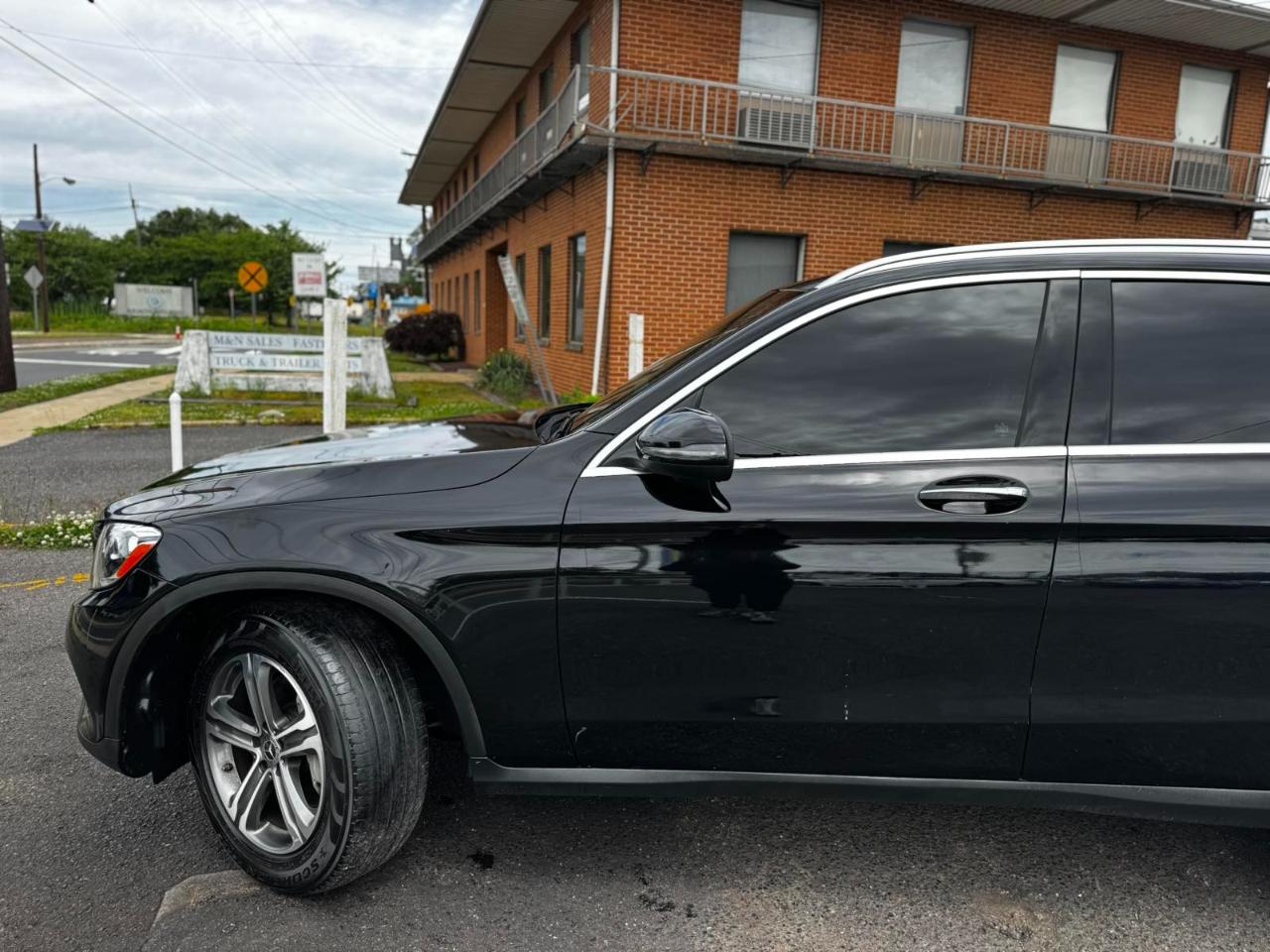 Mercedes-Benz GLC GLC 300 4MATIC SUV 2018