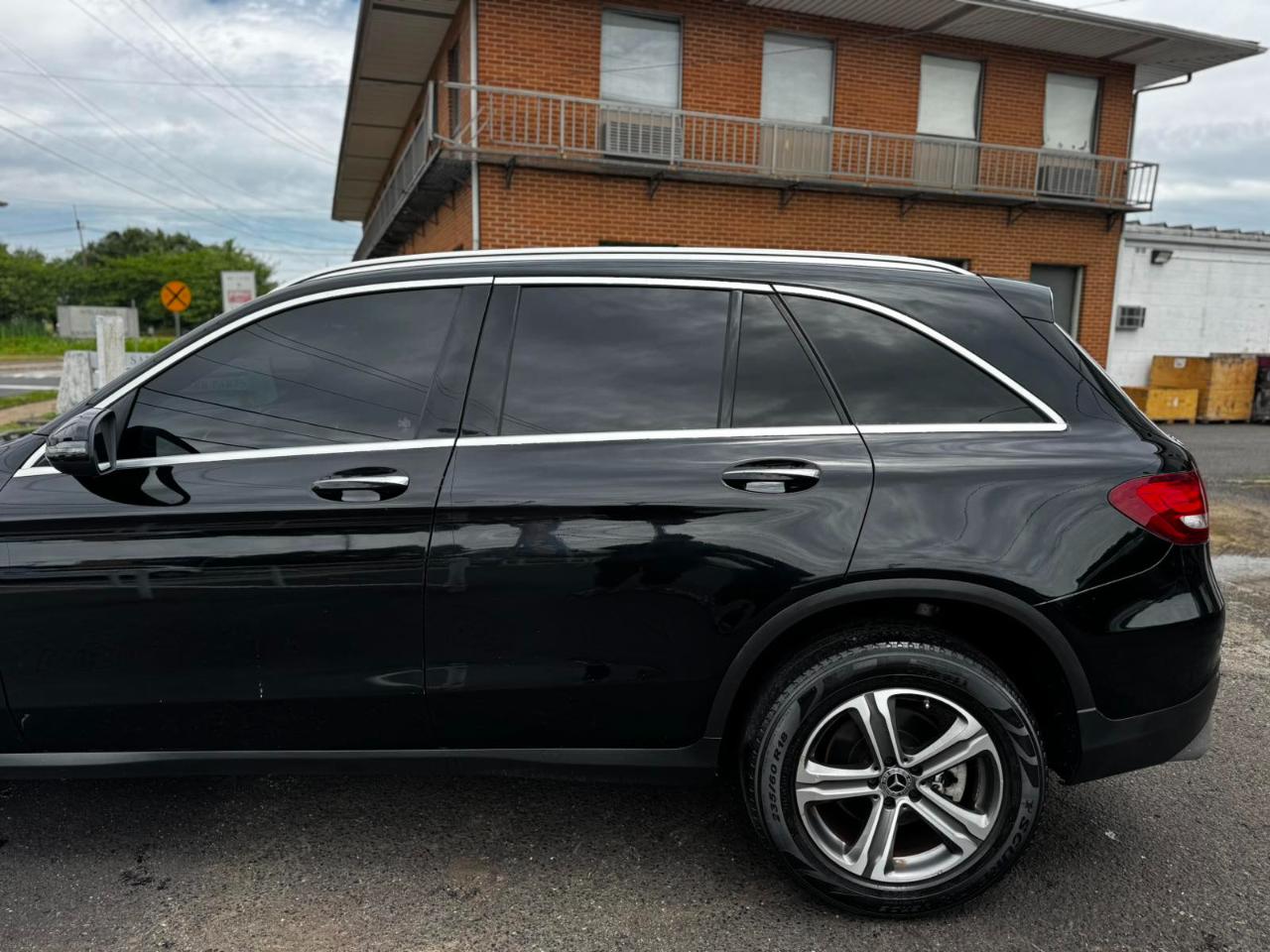 Mercedes-Benz GLC GLC 300 4MATIC SUV 2018