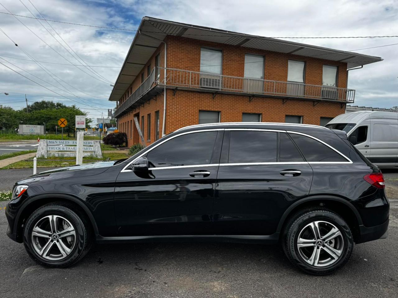 Mercedes-Benz GLC GLC 300 4MATIC SUV 2018