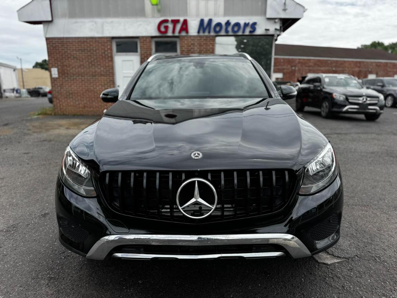 Mercedes-Benz GLC GLC 300 4MATIC SUV 2018