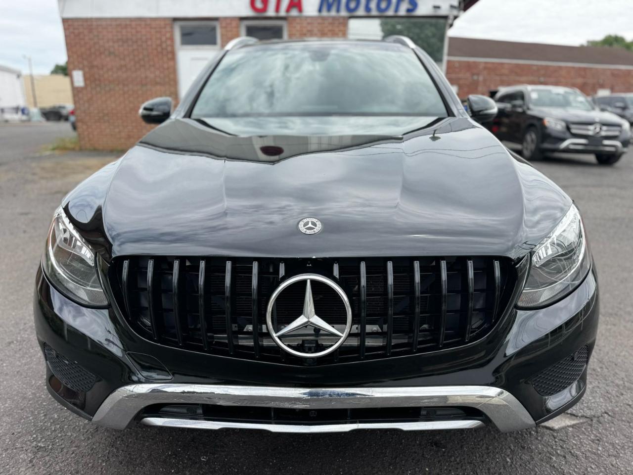 Mercedes-Benz GLC GLC 300 4MATIC SUV 2018