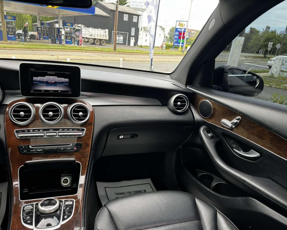 Mercedes-Benz GLC GLC 300 4MATIC SUV 2018