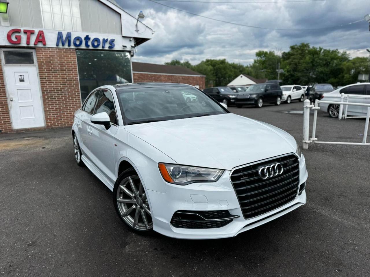 Audi A3 4dr Sdn quattro 2.0T Premium Plus 2016