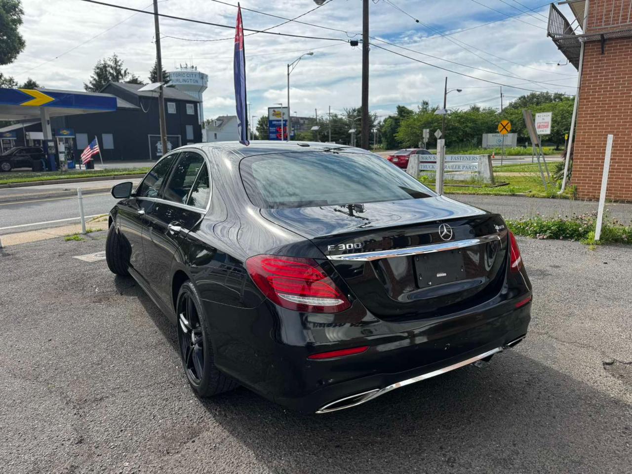 Mercedes-Benz E-Class E 300 Sport 4MATIC Sedan 2017