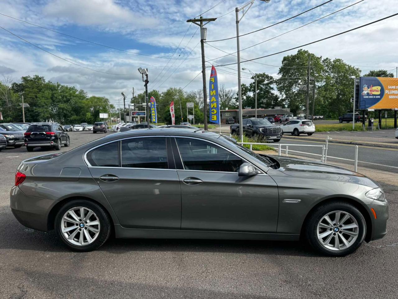 BMW 5 Series 4dr Sdn 528i xDrive AWD 2014
