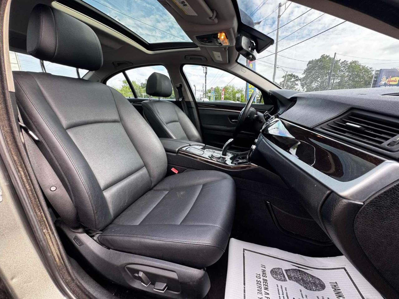 BMW 5 Series 4dr Sdn 528i xDrive AWD 2014