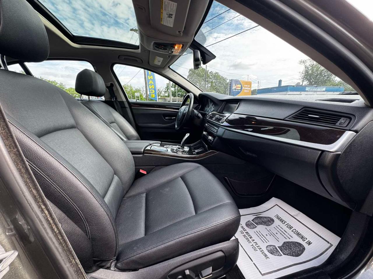 BMW 5 Series 4dr Sdn 528i xDrive AWD 2014