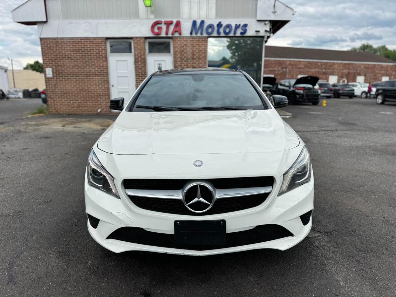 Mercedes-Benz CLA-Class 4dr Sdn CLA 250 FWD 2014